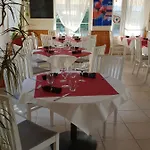 Hotel Le Melchior Sainte-Terre