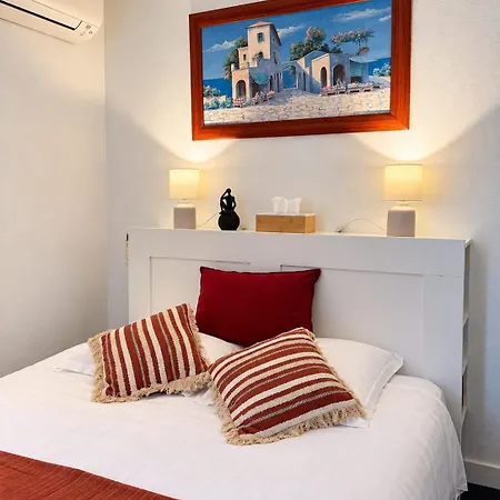 Le Melchior Hotel Sainte-Terre