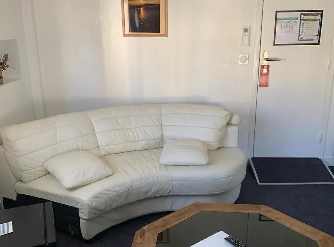 Le Melchior Hotel Sainte-Terre